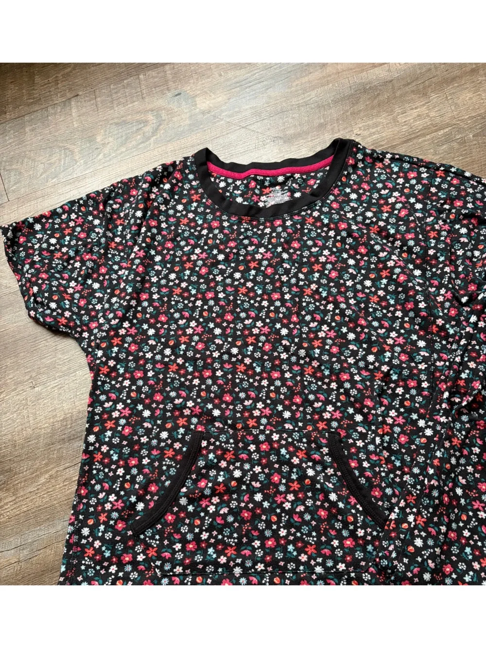 🌸 $10 SALE 🌸 Secret Treasures Women’s Pajamas